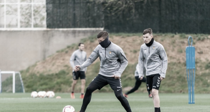 Rubén Alcaraz junto a Toni Villa en el entrenamiento // Foto: Real Valladolid