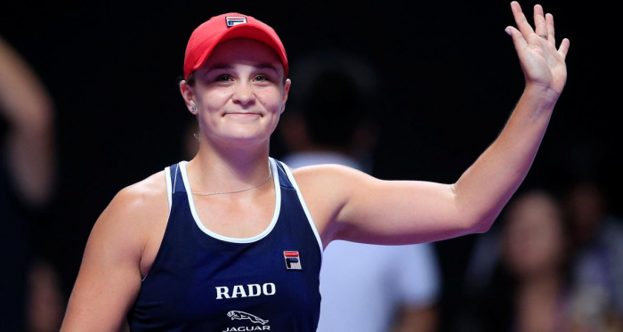 Barty waves to the crowd after coming from behind to defeat Pliskova/Photo: Aly Song