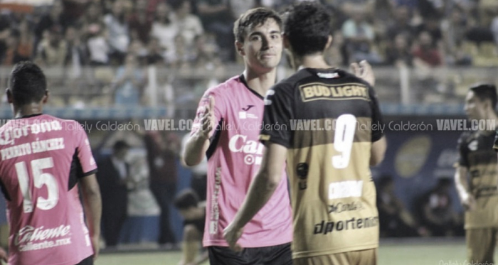 Unai Bilbao y Jorge Córdoba en el Estadio Banorte. Fotografía: Nallely Calderón VAVEL México.