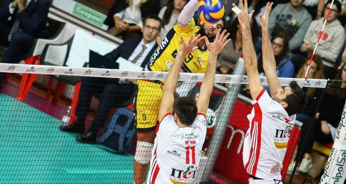 Volley M - L&#039;Azimut Modena prevale su Perugia nel big match della settima giornata di Superlega