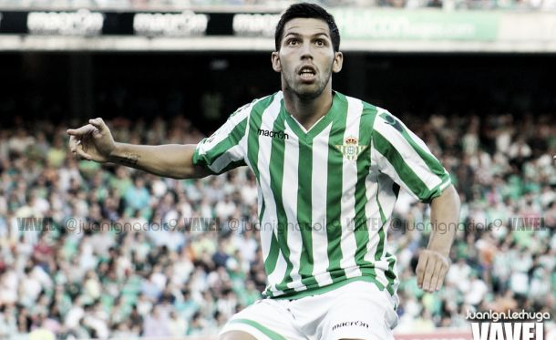 Pacheco durante el partido ante el Mirandés | Foto: VAVEL