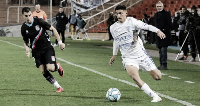Una nueva historia: con uno que llega proveniente del
ascenso