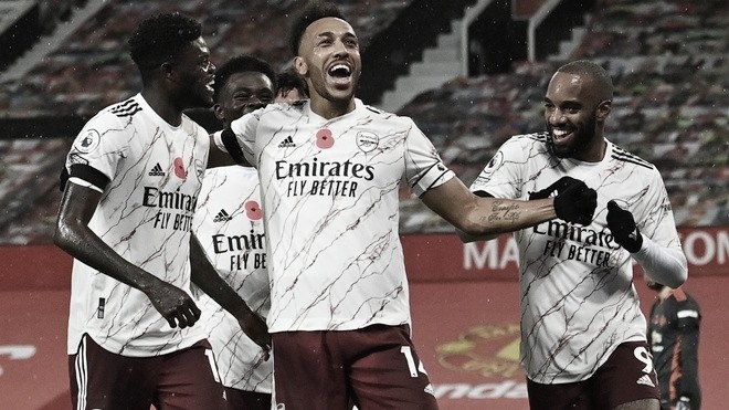 Aubameyang es el arsenal necesario, un susto con 0-4 y un líder lanzado