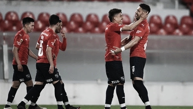 Independiente goleó a Colón y es puntero