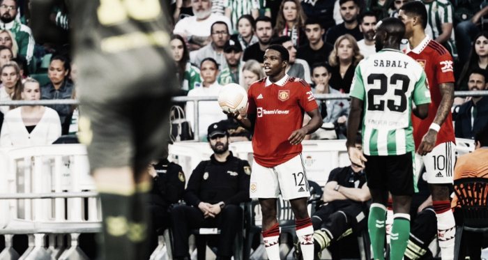 Manchester United bate Betis fora de casa e confirma vaga nas quartas de final da Europa League