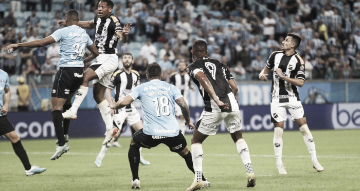 Grêmio arranca empate no fim, elimina ABC e está nas oitavas de final da Copa do Brasil