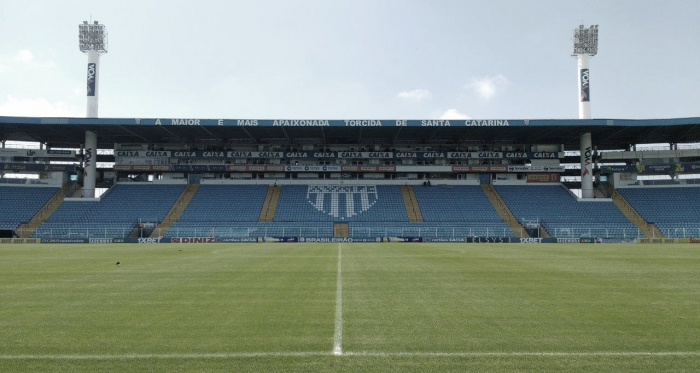 Avaí e Goiás se enfrentam na parte de cima da tabela da Série B