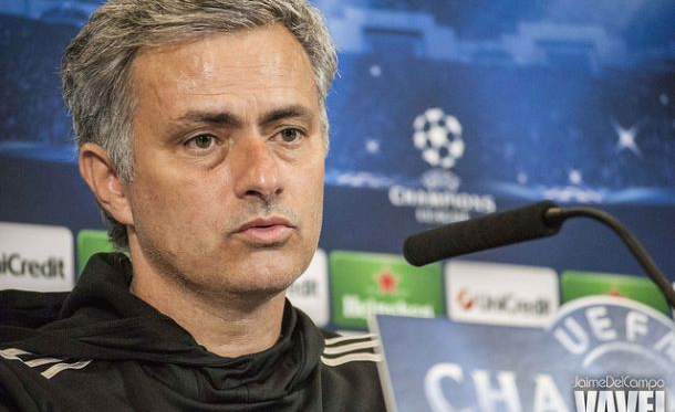 Mourinho: &quot;Un equipo que puede ganar la Liga como el Atlético merece mi respeto&quot;