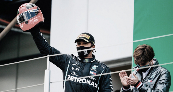 Incontestável, Hamilton vence em Nürburgring e iguala número de vitórias de Michael Schumacher