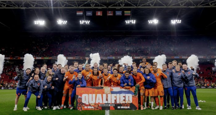 Holanda goleia, confirma vaga na Copa do Mundo e encerra Eliminatórias sem sustos