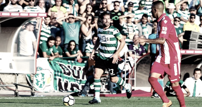 Adrien poderá ficar sem jogar até Janeiro // Foto: Facebook Sporting CP