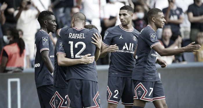 Eficiente nas finalizações, PSG goleia Clermont e segue com máximo aproveitamento na Ligue 1