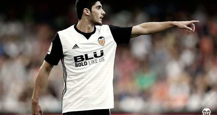Gonçalo Guedes imparável em Valência // Foto: Facebook do Valencia CF