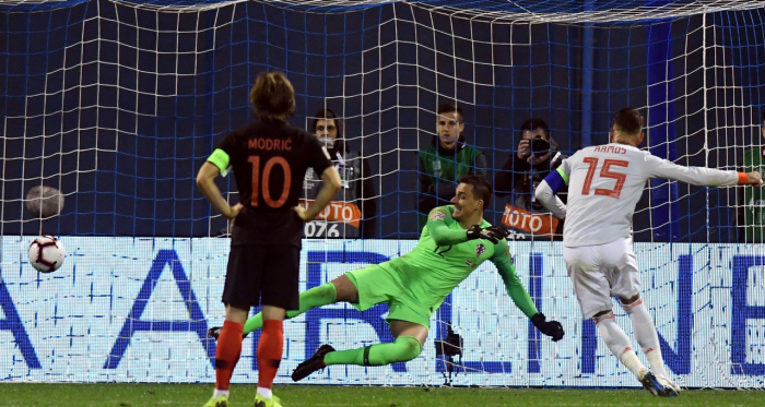 Sergio Ramos ejecutando el penalti ante Croacia | Fotografía: UEFA Euro 2020 