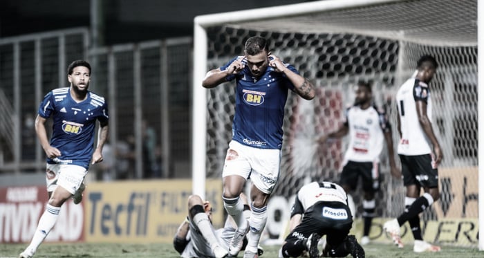 Cruzeiro vence Operário-PR em jogo de muitas confusões
e se livra do risco de Z-4