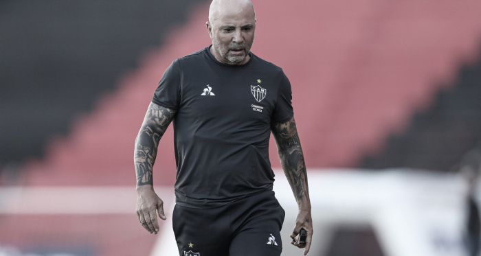 Atlético-MG oficializa saída de Jorge Sampaoli e técnico se
aproxima do Olympique de Marseille