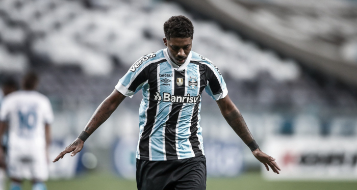 Jean Pyerre comanda vitória do Grêmio contra Novo Hamburgo
