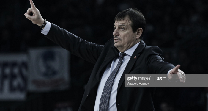 Ergin Ataman: "La única forma de que Larkin deje el Efes es yéndose a la NBA"