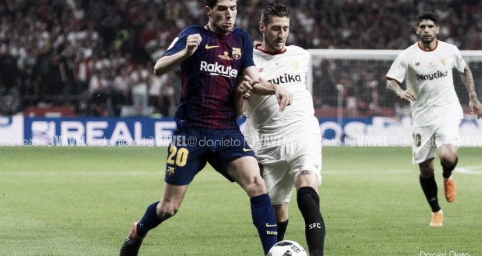 Sergi Roberto en una disputa de balón | Foto de Jose María Colomo, VAVEL