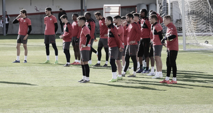 Jugadores del Rayo Vallecano durante un entrenamiento | Fotografía: Gema Paz (VAVEL)