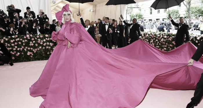 Lady Gaga realizando su performance en la MET Gala 2019 | Facebook Met Gala