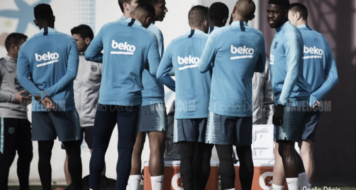 Entrenamiento de los jugadores en la Ciutat Esportiva Joan Gamper | Foto de Noelia Déniz, VAVEL