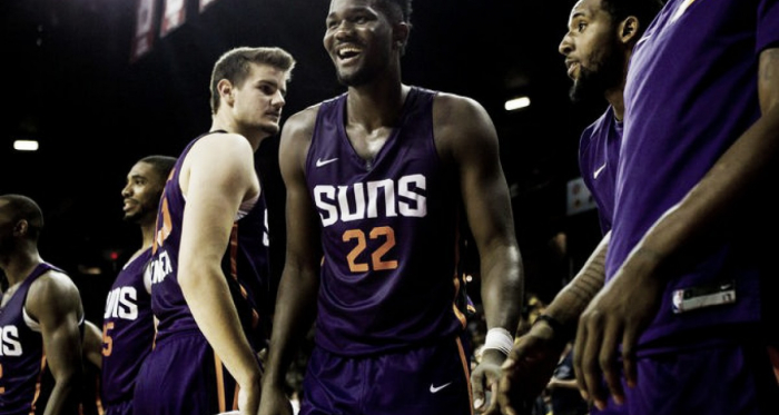 Members of the Phoenix Suns’ Summer League team against the Sacramento Kings at the University of Nevada Las Vegas. The Suns defeated the Kings 71-63 Saturday, July 7, 2018. |Brain Munoz/ The Republic|