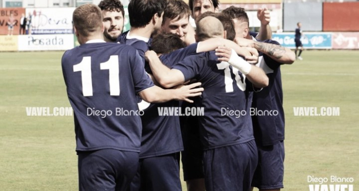 Los jugadores del Marno celebran el primer gol del partido. Foto: Diego Blanco, VAVEL