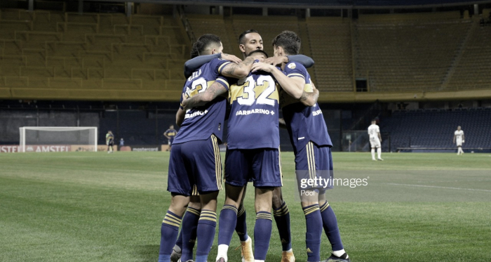 Goleó y se metió en octavos de final