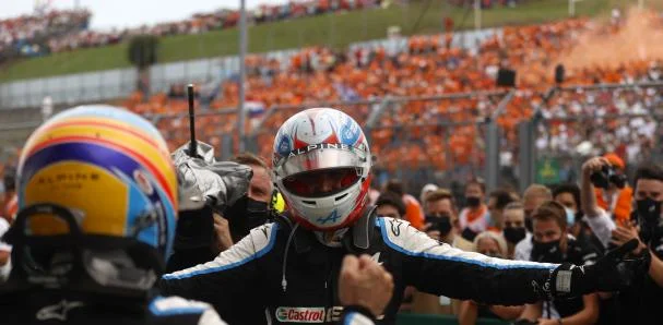 Alonso y su papel crucial en la victoria de Ocon