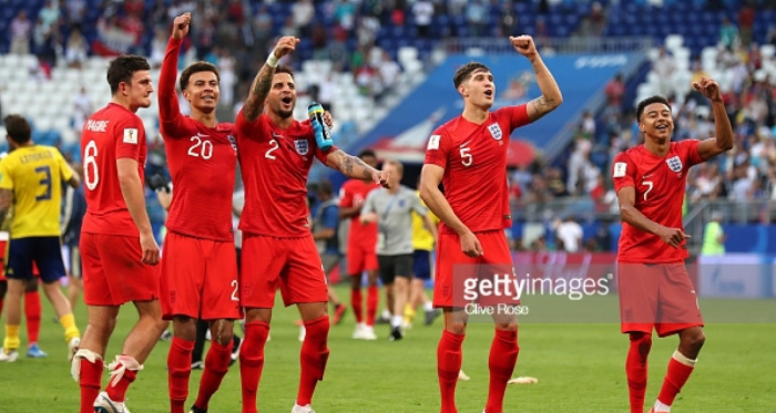 Inglaterra vence Suécia e segue para as "meias"