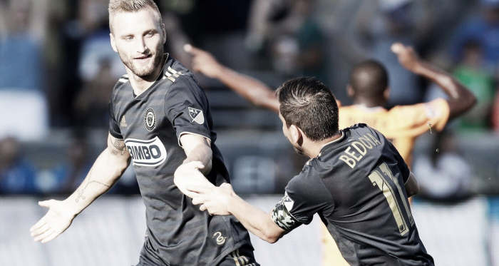 Philadelphia gana a un Dynamo guerrero