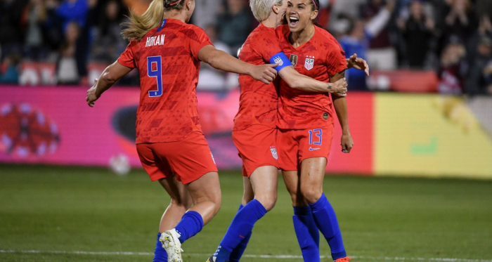 Alex Morgan celebrates her 100th goal (Photo: USWNT Twitter account).