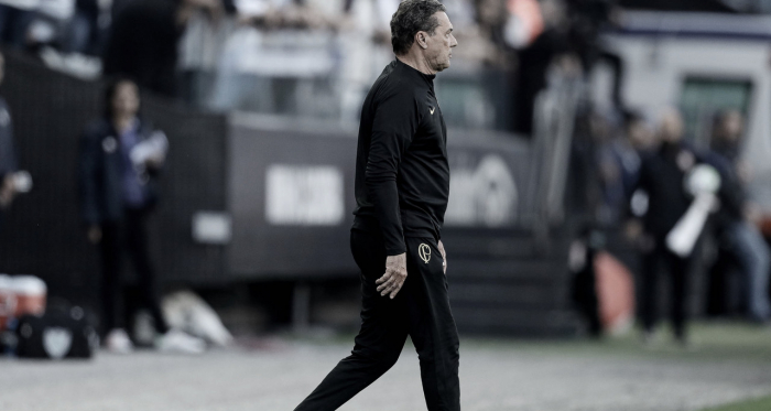 Luxemburgo rasga elogios a Yuri Alberto em classificação do Corinthians: "Não esqueceu de jogar bola"