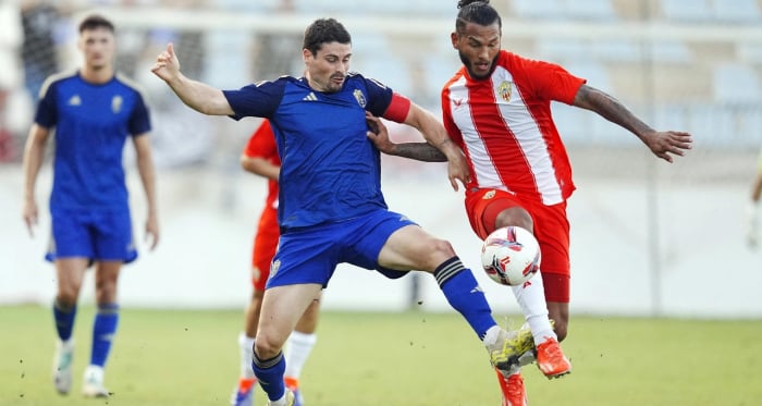 El Granada CF pierde el amistoso contra el Almería por dos errores de Luca Zidane