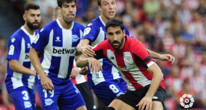 El Alavés no pudo ganarle al Athletic Club como visitante y cayó 2-0 la jornada pasada en San Mamés// Foto LaLiga.es