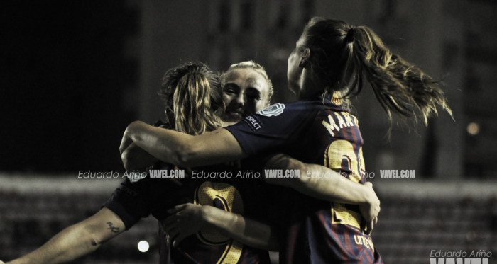 Las azulgranas celebrando un tanto en su último partido europeo / Foto: Noelia Déniz (VAVEL.com)