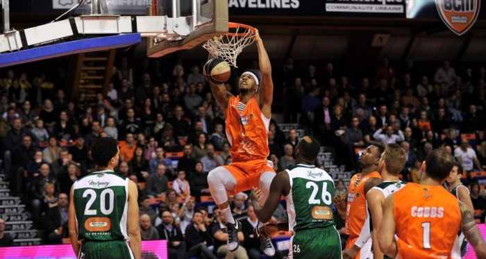 Nanterre en déplacement à Gravelines-Dunkerque, récit d'une soirée dans le "Chaudron" du basket français