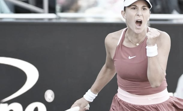 Belinda Bencic se impone en la final de Charleston