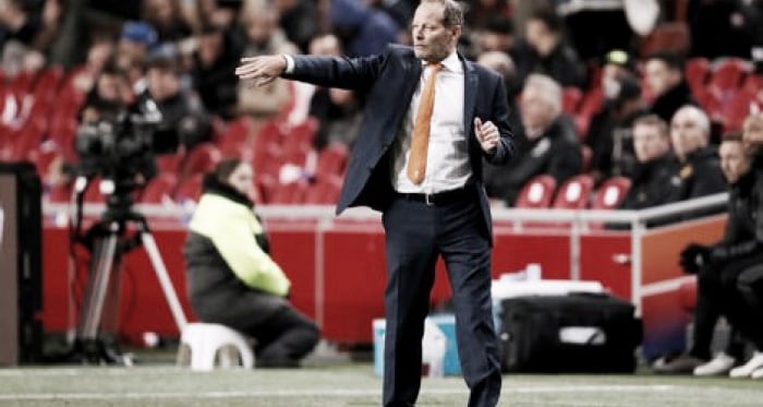 Danny Blind: “Sorprendentemente, las lesiones continúan”