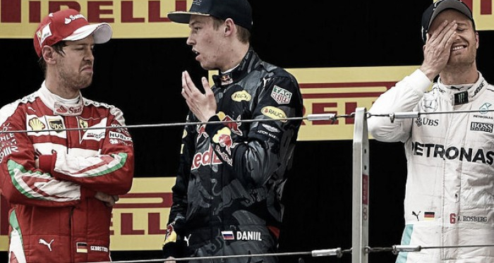 Vettel, Räikkönen y el &#039;torpedo en discordia&#039;, Kvyat