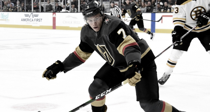 Valentin Zykov en un lance de partido con Vegas - si.com