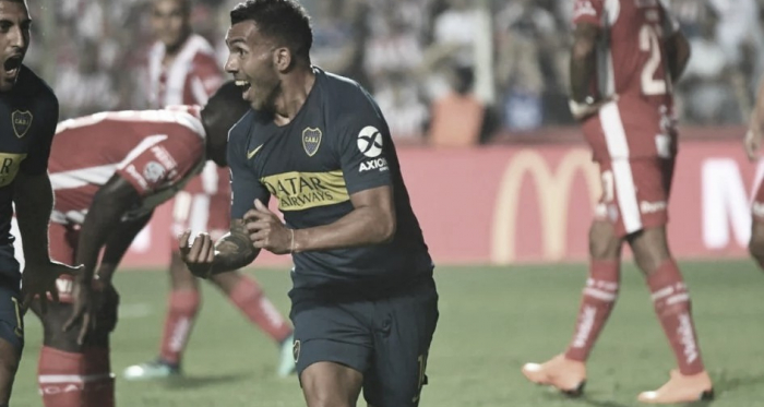 Carlitos festejando ante Unión. Foto:Boca Juniors.