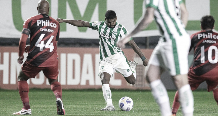 Athletico-PR e Juventude duelam em busca de recuperação no
Brasileiro
