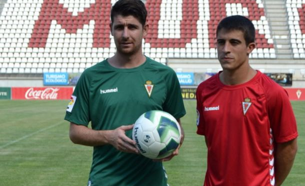 Javi Flores y Jairo Izquierdo, presentados como nuevas incorporaciones del Real Murcia