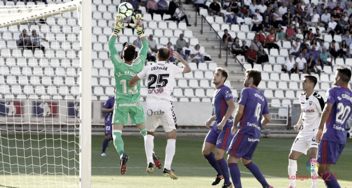 Real Oviedo - Albacete Balompié: análisis del partido de ida