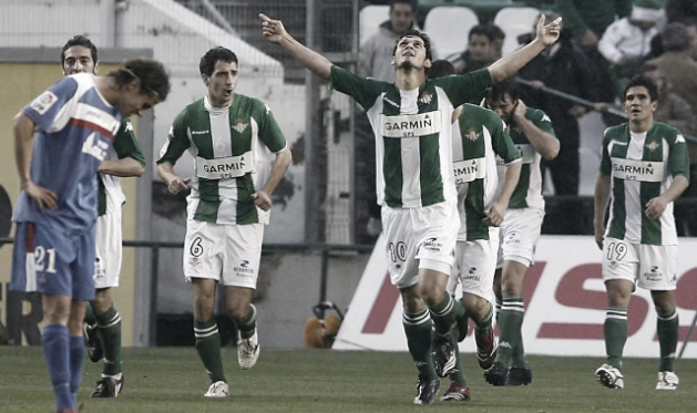Edú (El Príncipe), celebrando un gol con el Betis / Foto: Blogs.20minutos.es