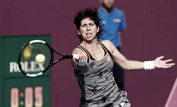 Carla Suárez durante un partido en el torneo de Doha la semana pasada. Foto: gettyimages.es
