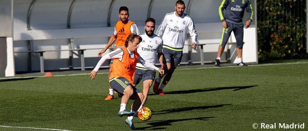 Benzema y Carvajal trabajan con el grupo