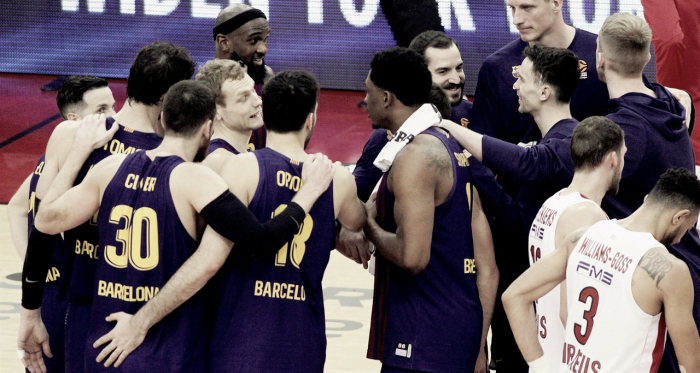 Los jugadores del FC Barcelona Lassa celebrando la victoria frente a Olympiacos de la Euroliga 2018/2019. Fuente: Euroliga. 